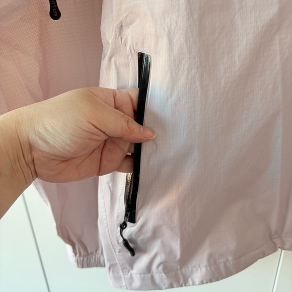 Montem Light Pink Windbreaker Jacket - Picture 7 of 12